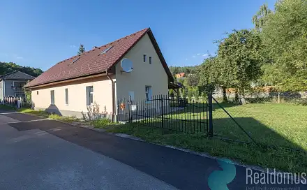 Prodej domu 143 m² s pozemkem 783 m², Potočiny, Nespeky, okres Benešov