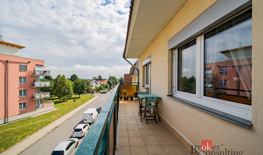 Prodej bytu 2+1 71 m², Praha – náhled fotky 4