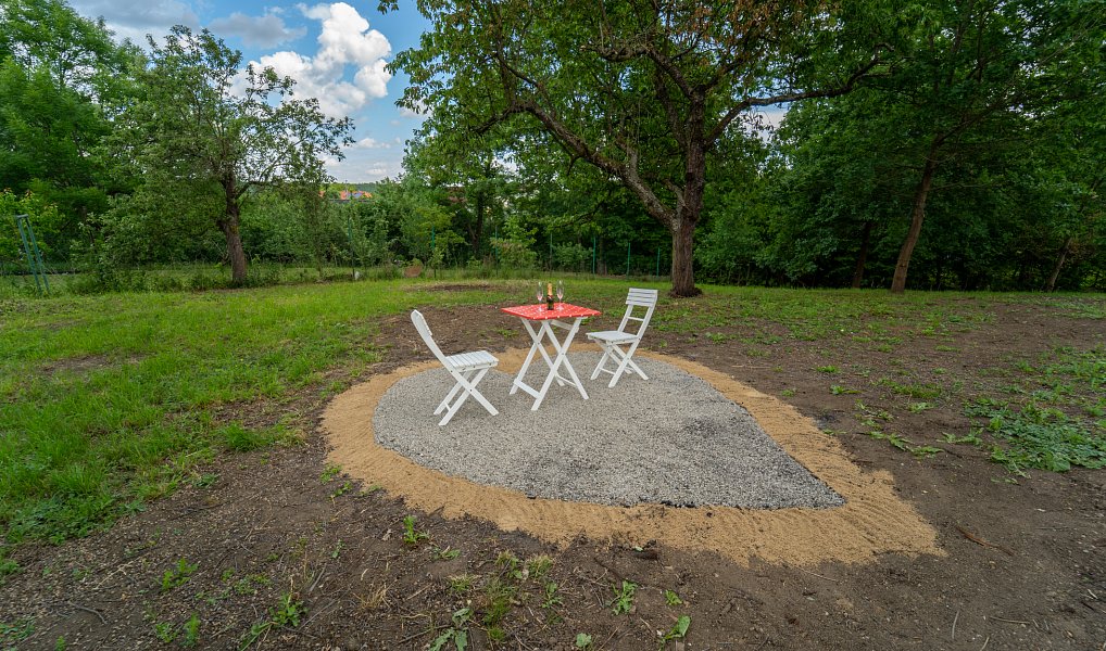 Prodej stavebního pozemku 1 774 m², Svinaře – náhled fotky 9