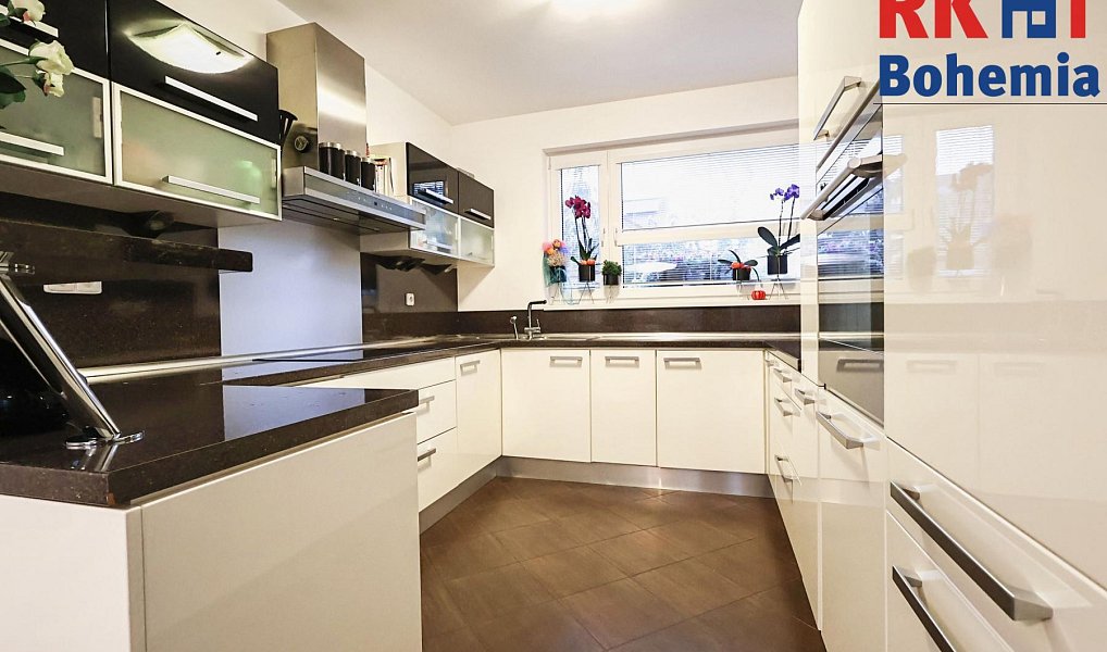Prodej domu 184 m² s pozemkem 283 m², Praha – náhled fotky 7