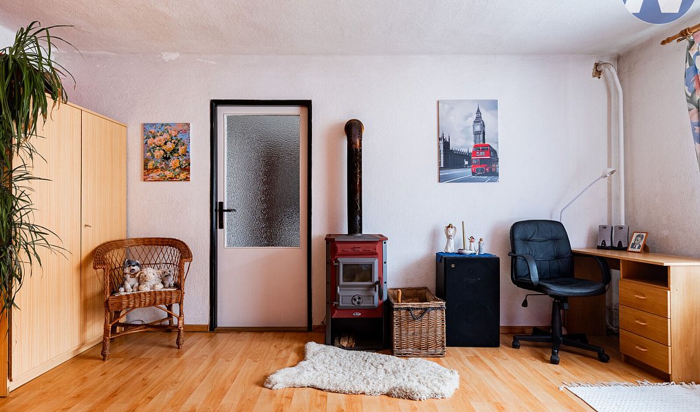 Prodej domu 172 m² s pozemkem 1 212 m², Slabčice – náhled fotky 11
