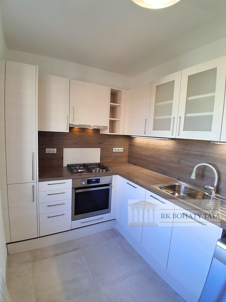Pronájem bytu 2+1 50 m² – fotografie 5