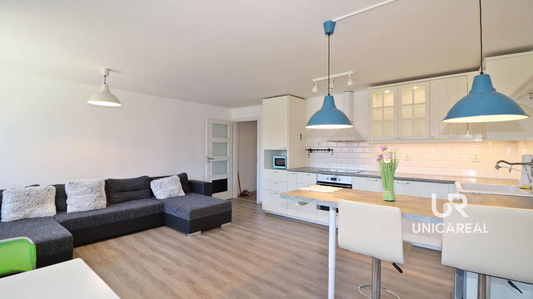 Prodej domu 418 m² s pozemkem 7 507 m² – pohled 2