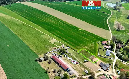 Prodej stavebního pozemku 1 600 m², Bácovice, okres Pelhřimov