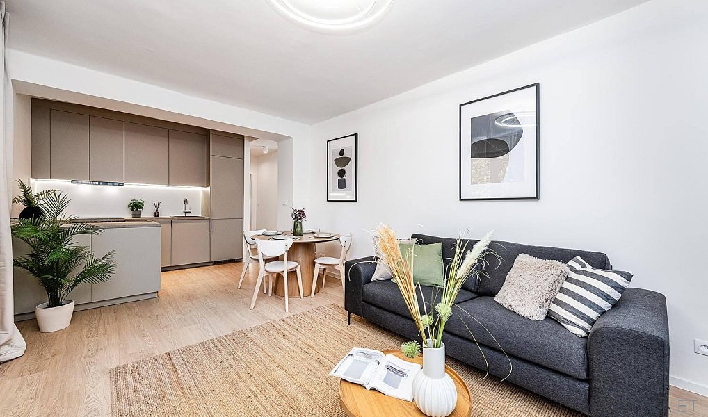 Prodej bytu 4+kk 73 m², Praha – náhled fotky 2
