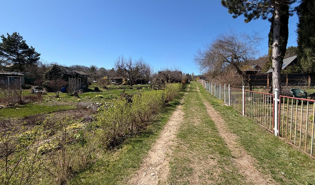Prodej zahrady 400 m², Chomutov – náhled fotky 3