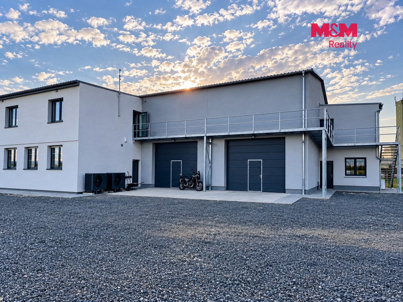 Pronájem skladovacích prostor 532 m² – fotografie 2