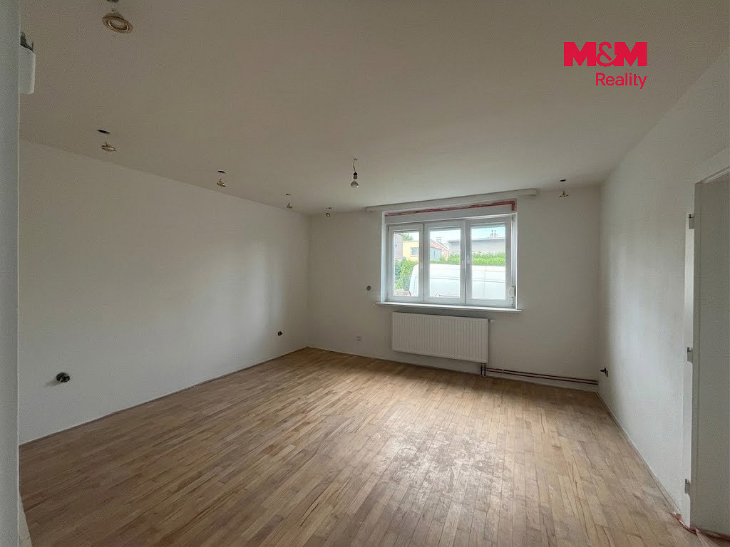 Prodej domu 260 m² s pozemkem 779 m² – fotografie 3