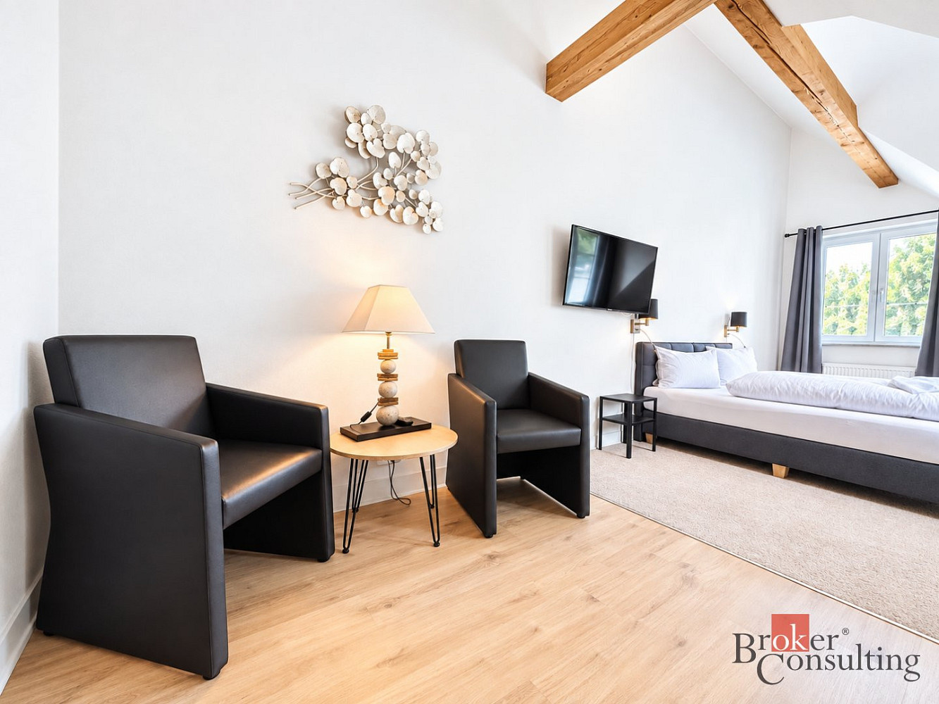 Prodej bytu 1+kk 32 m² – fotografie 2