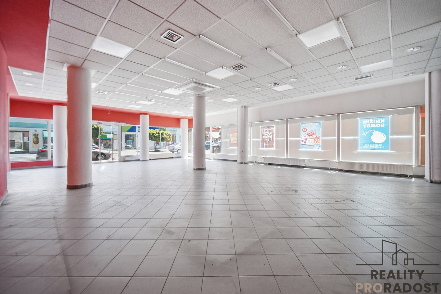 Pronájem obchodních prostor 250 m² – fotografie 3