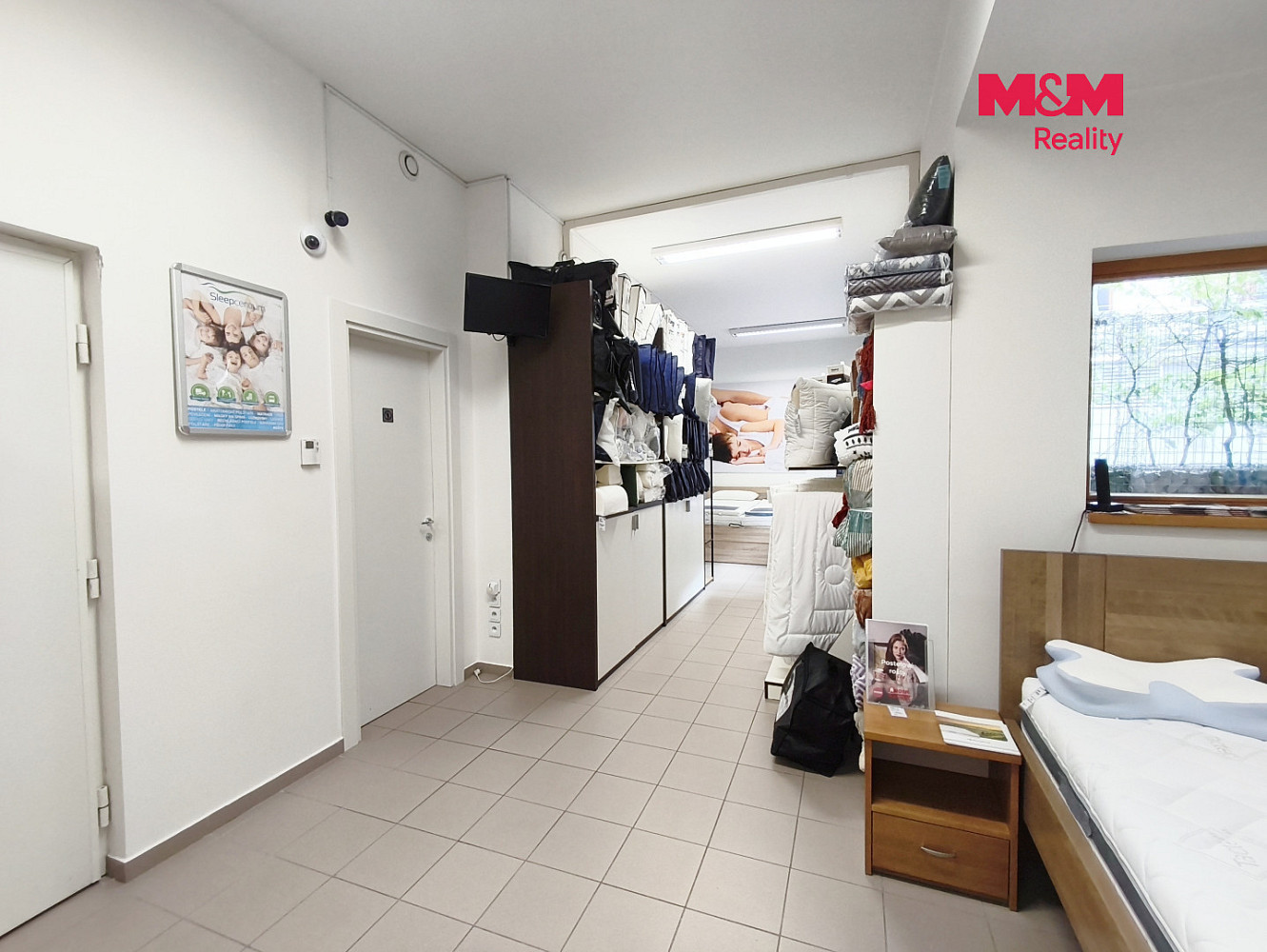 Pronájem obchodních prostor 172 m² — photo 4