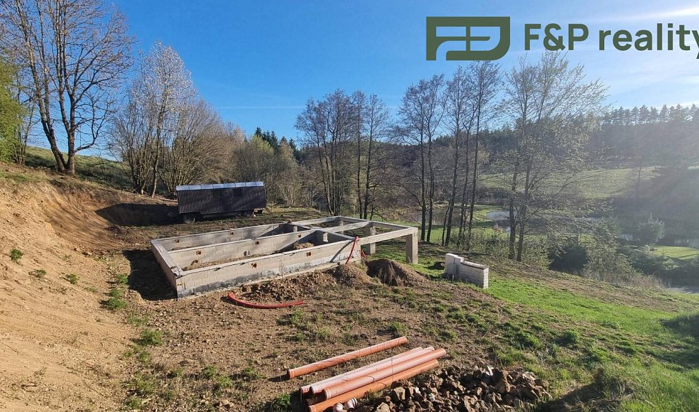 Prodej stavebního pozemku 2 390 m², Číhošť – náhled fotky 9