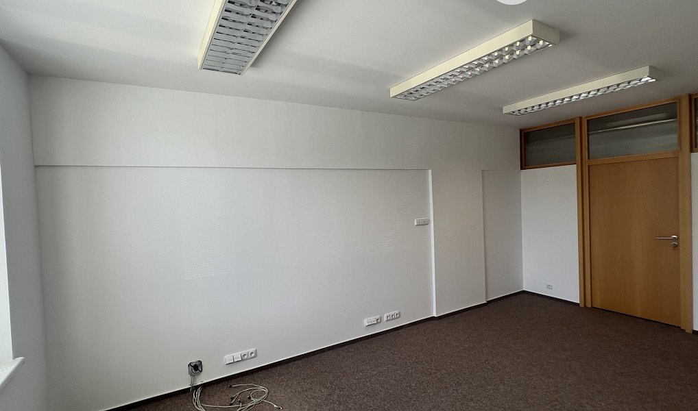Pronájem kanceláře 20 m², Opava – náhled fotky 2