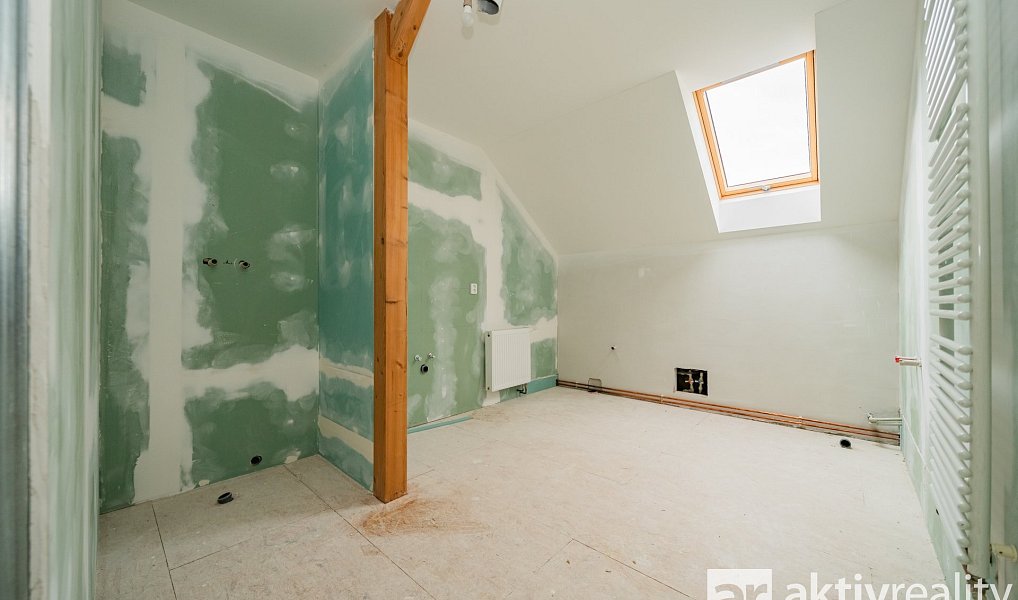 Prodej domu 257 m² s pozemkem 904 m², Liblice – náhled fotky 12