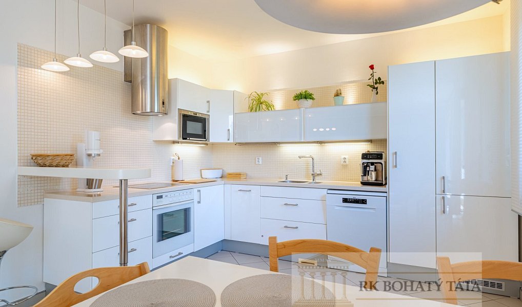 Prodej domu 192 m² s pozemkem 324 m², Velké Přílepy – náhled fotky 6
