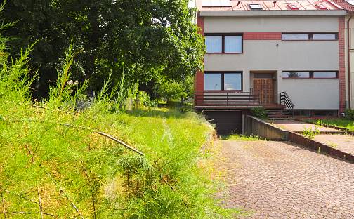 Prodej domu 327 m² s pozemkem 1 218 m², Libocká, Praha 6 - Liboc