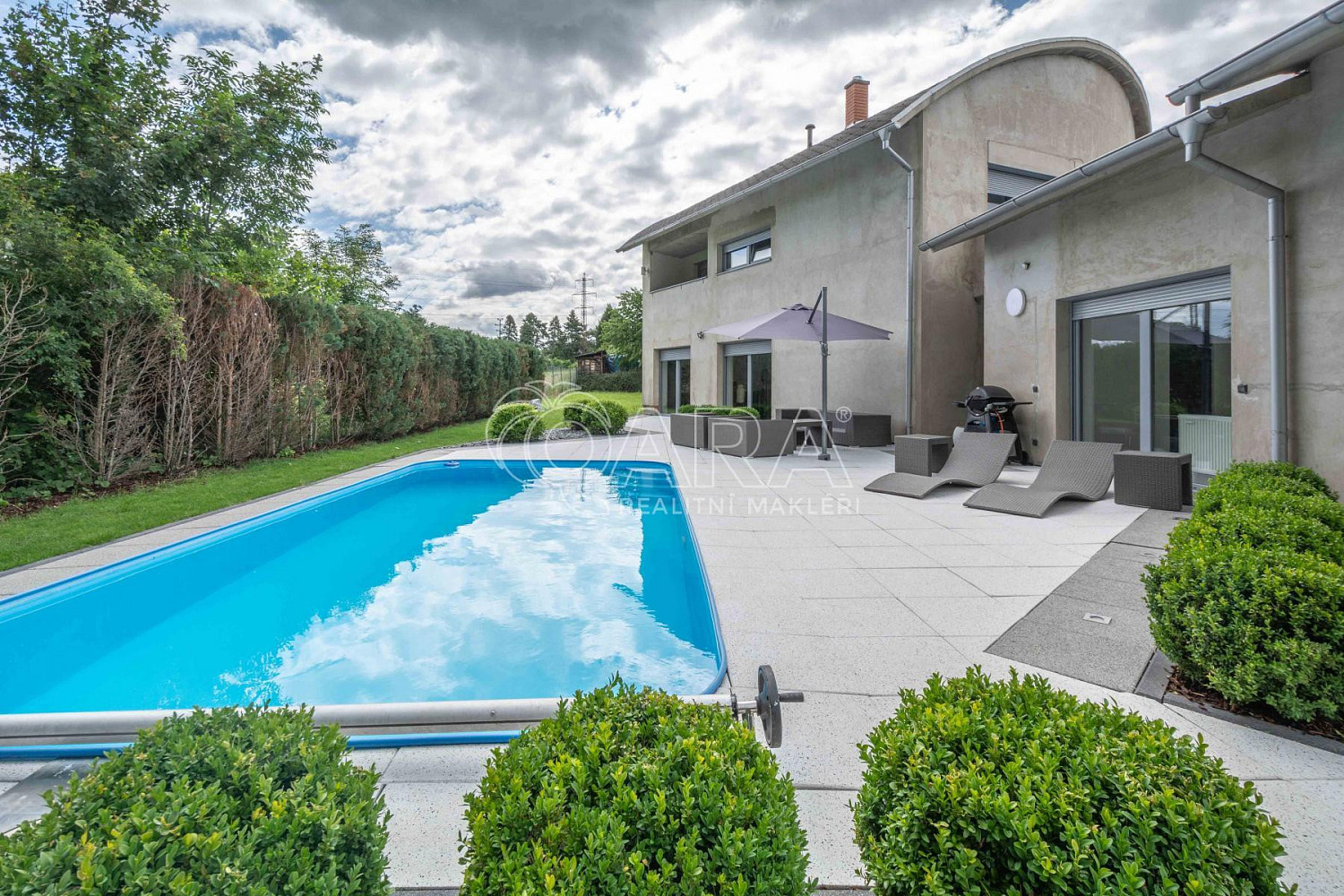 Prodej domu 274 m² s pozemkem 1 211 m² – fotografie 4
