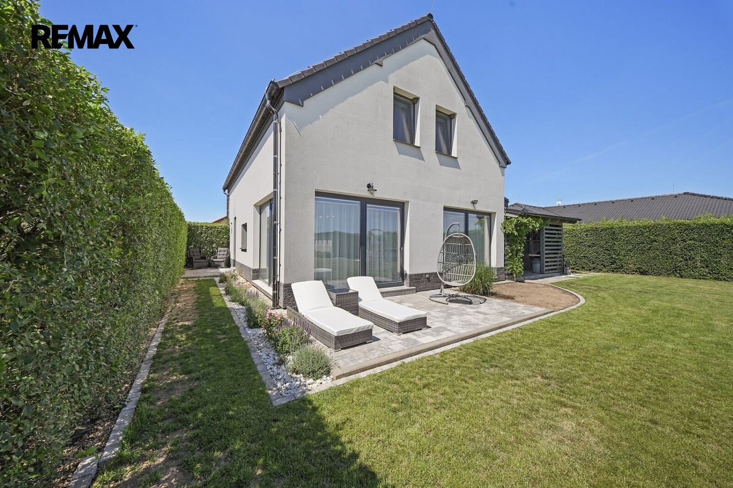Prodej domu 176 m² s pozemkem 1 000 m²