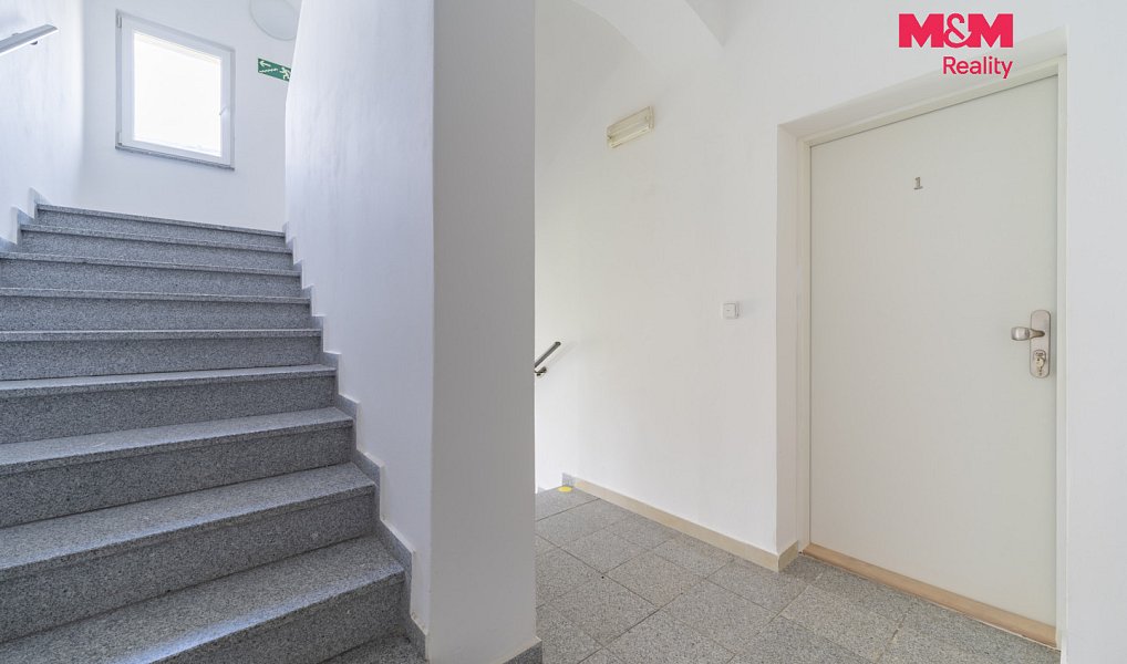 Pronájem bytu 2+kk 55 m², Cheb – náhled fotky 12