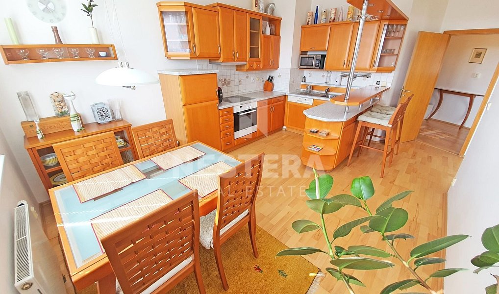 Pronájem bytu 3+1 100 m², Praha – náhled fotky 11