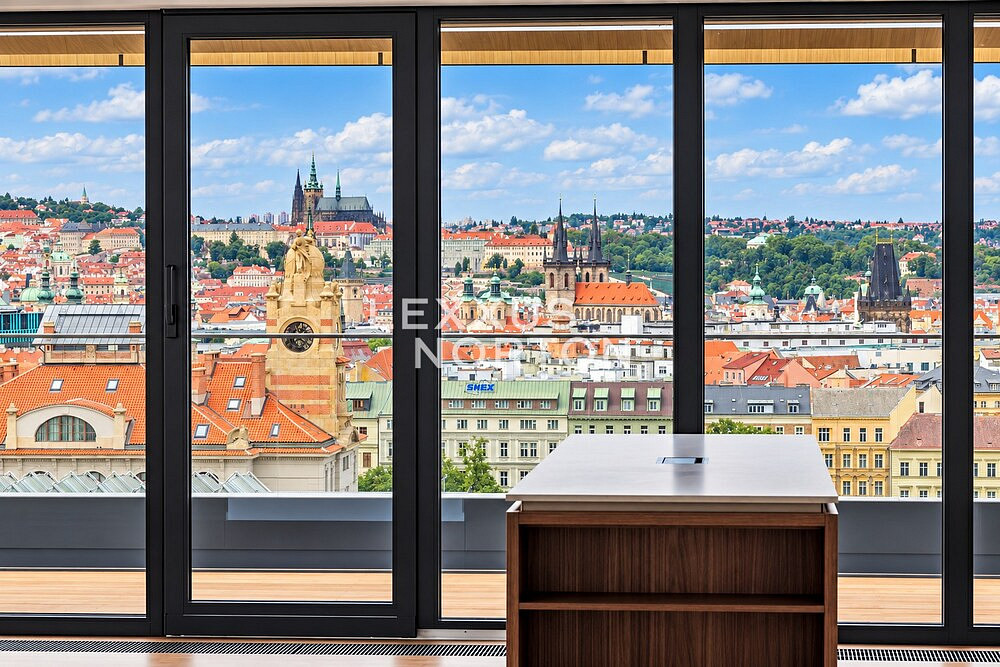 Pronájem bytu 5+kk 227 m²