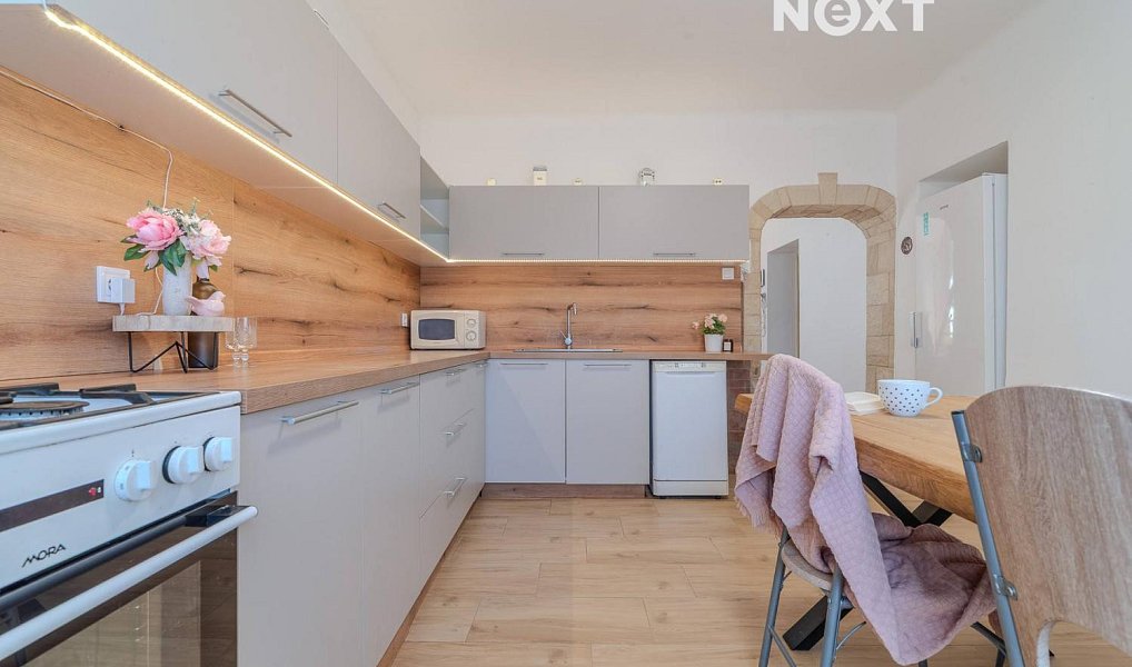 Prodej domu 204 m² s pozemkem 1 263 m², Olešnice – náhled fotky 8