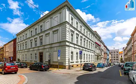 Pronájem bytu 1+1 56 m², V Šipce, Plzeň - Jižní Předměstí
