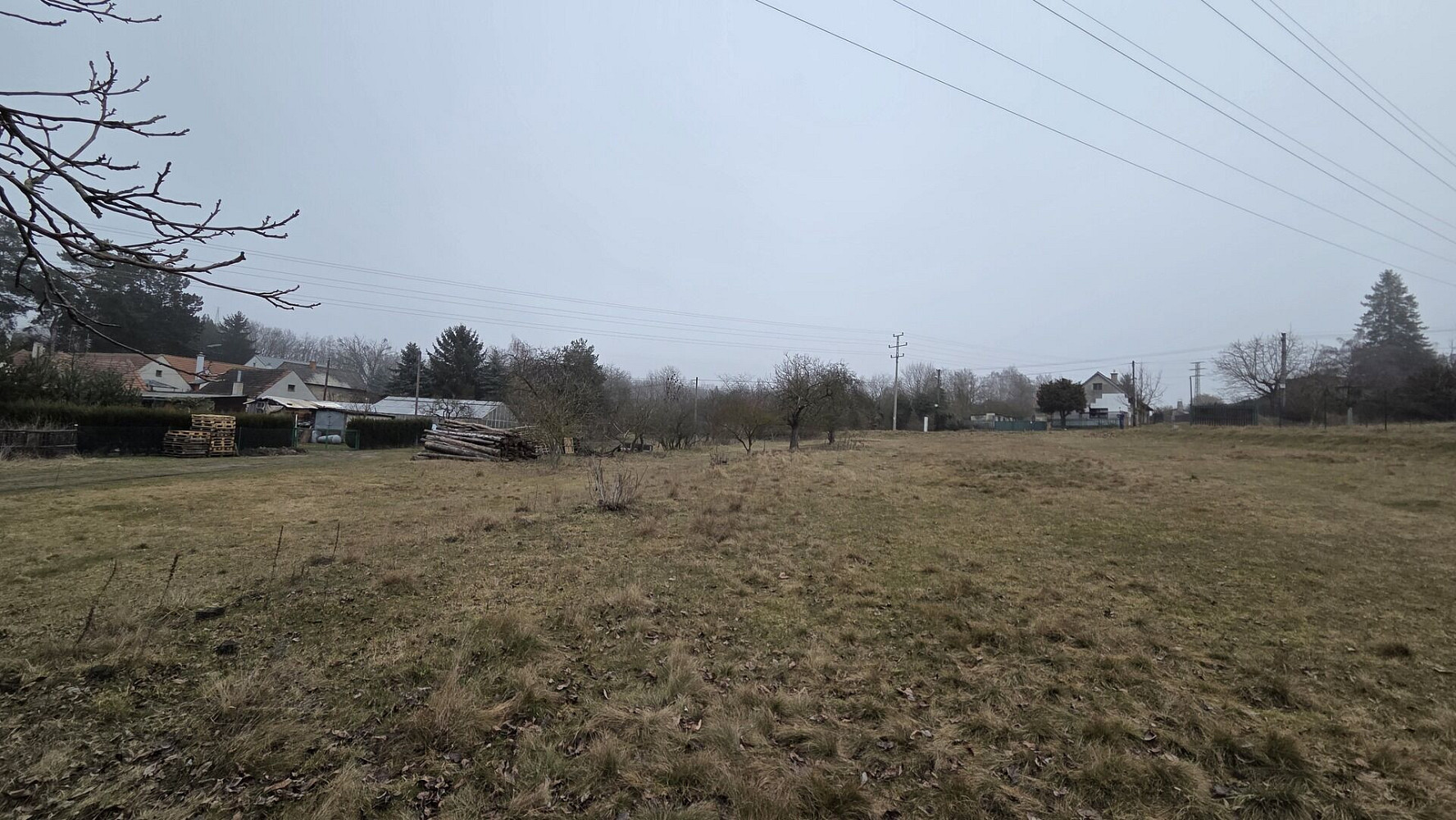 Prodej stavebního pozemku 1 722 m² – fotografie 4