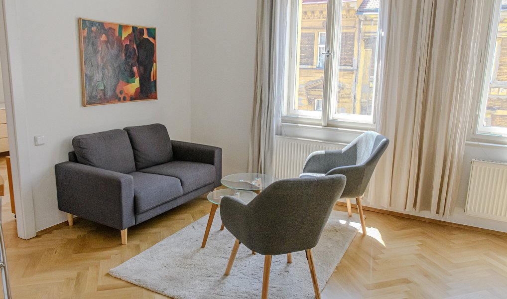 Pronájem bytu 2+kk 58 m², Praha – náhled fotky 2