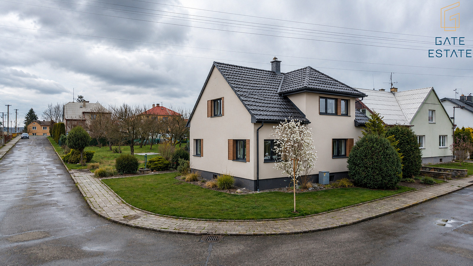 Prodej domu 187 m² s pozemkem 1 123 m²