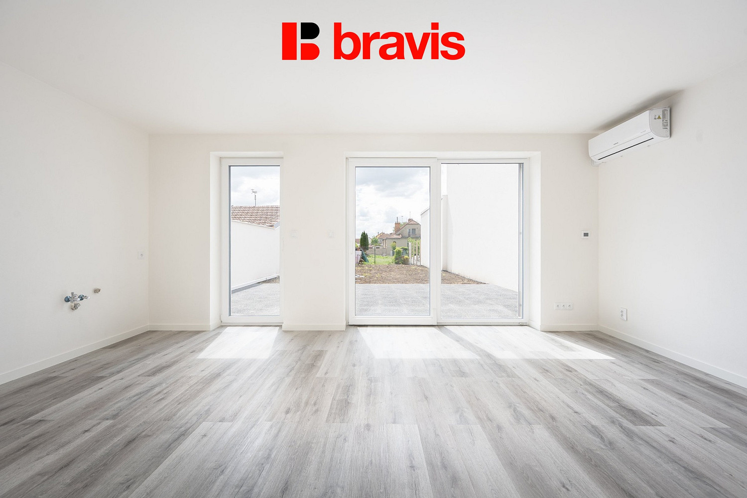 Prodej domu 231 m² s pozemkem 240 m²