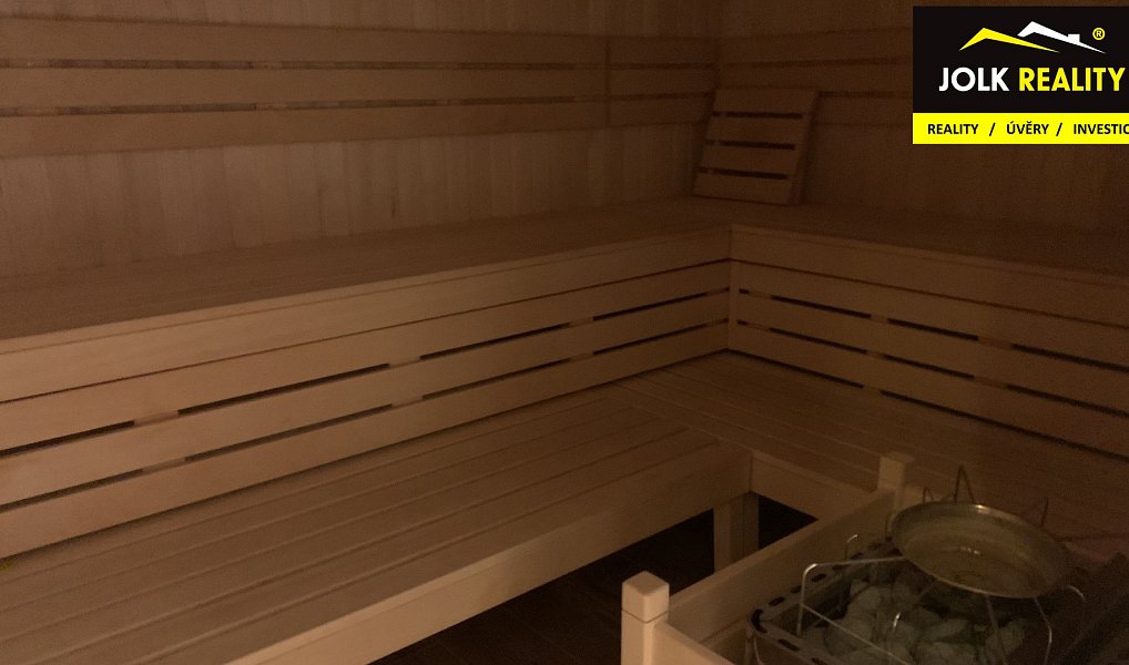 Prodej ubytovacího objektu 800 m², Šléglov – náhled fotky 22