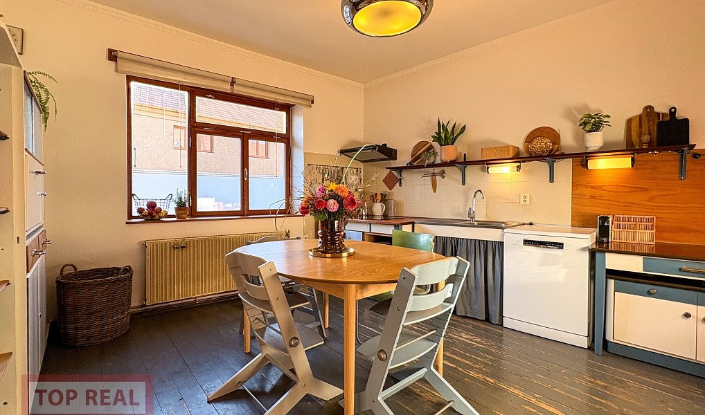 Prodej domu 295 m² s pozemkem 1 530 m², Zlobice – náhled fotky 10