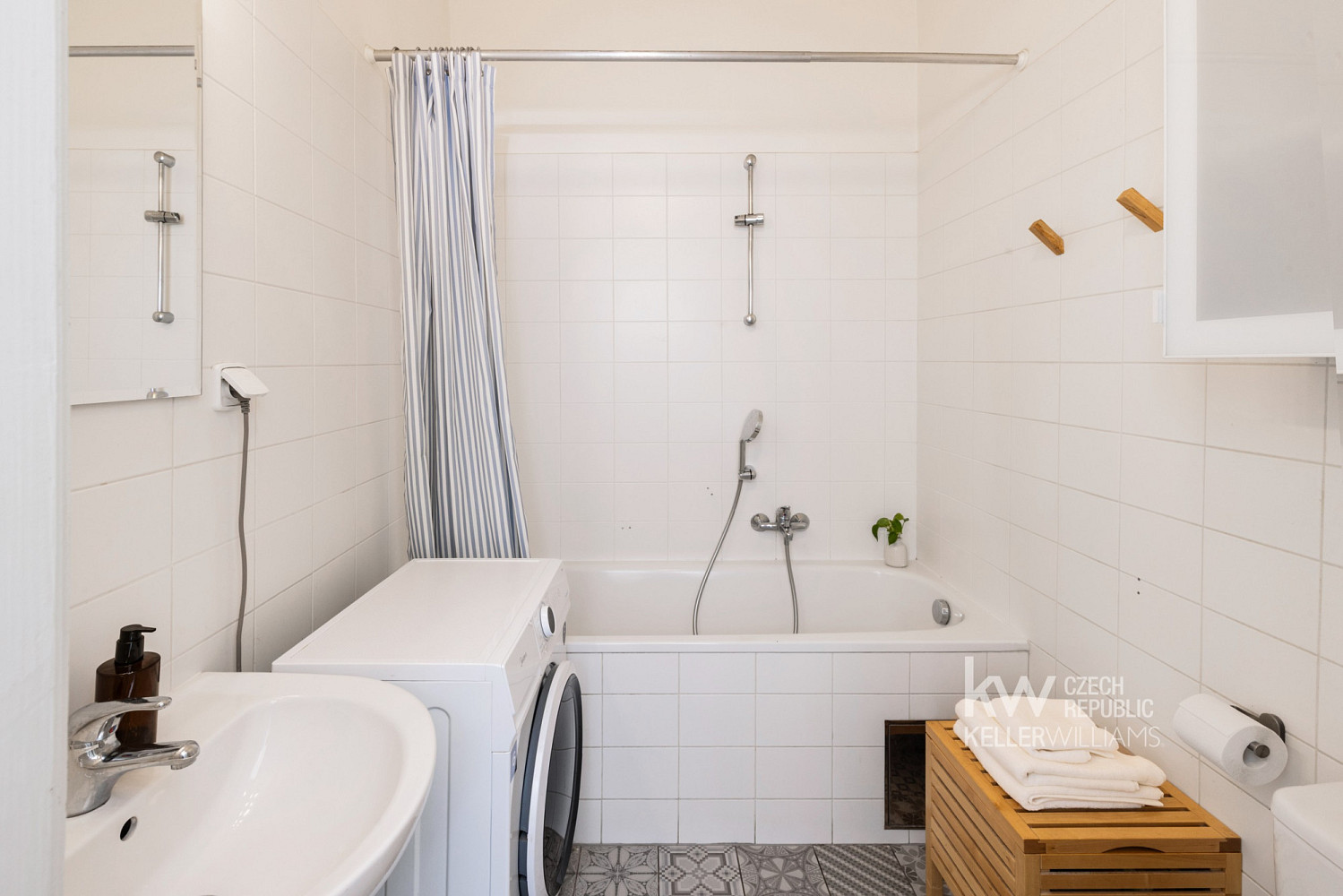 Prodej bytu 2+kk 46 m² – fotografie 5