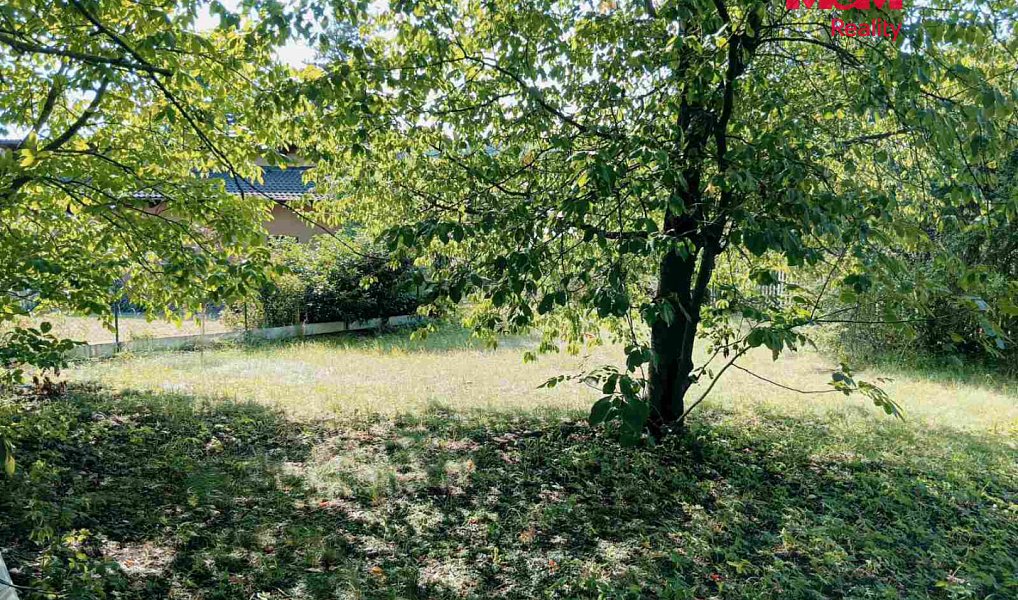 Pronájem zahrady 635 m², Zruč-Senec – náhled fotky 2