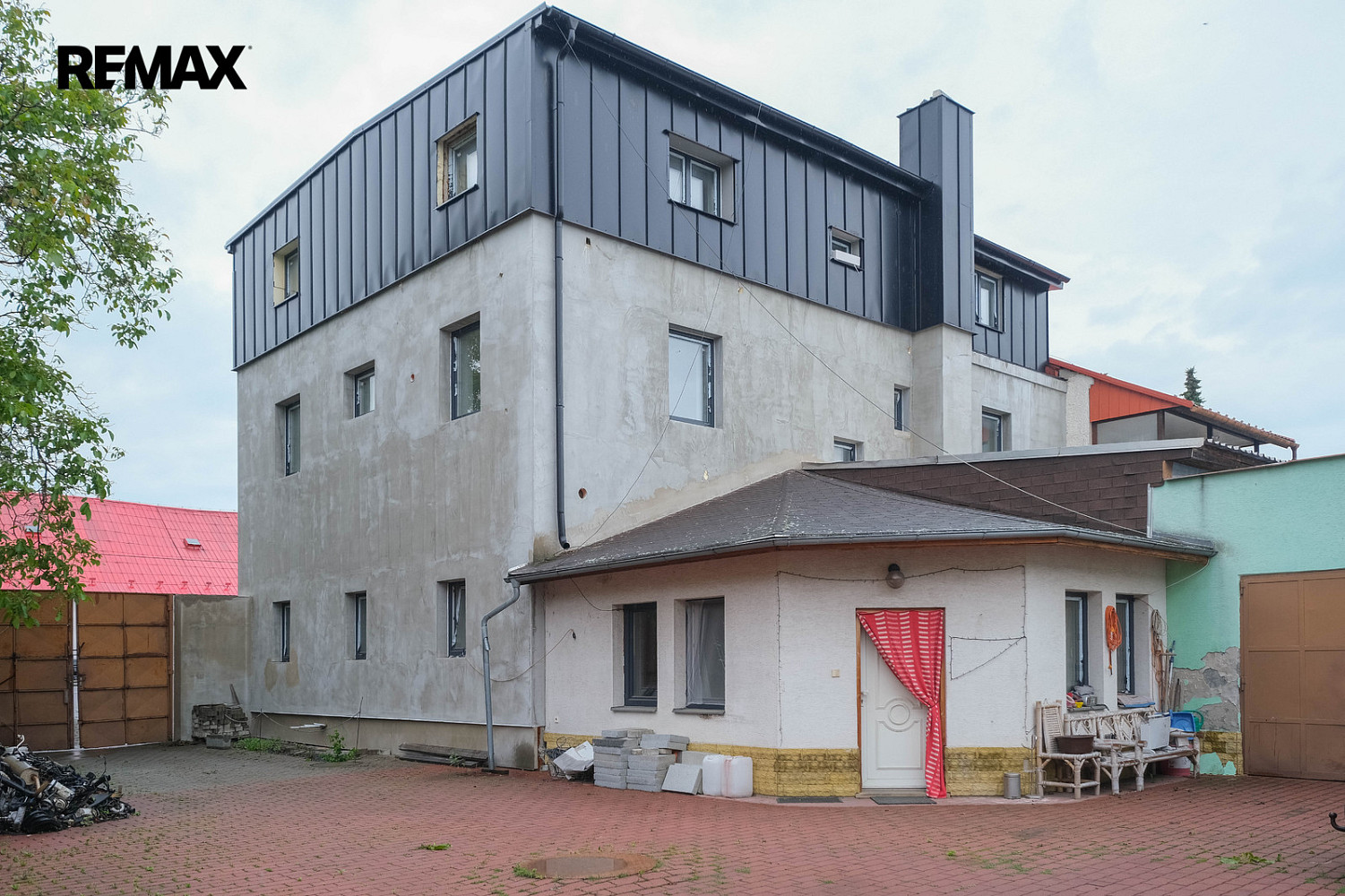 Prodej nájemního domu, činžáku 386 m² – fotografie 3