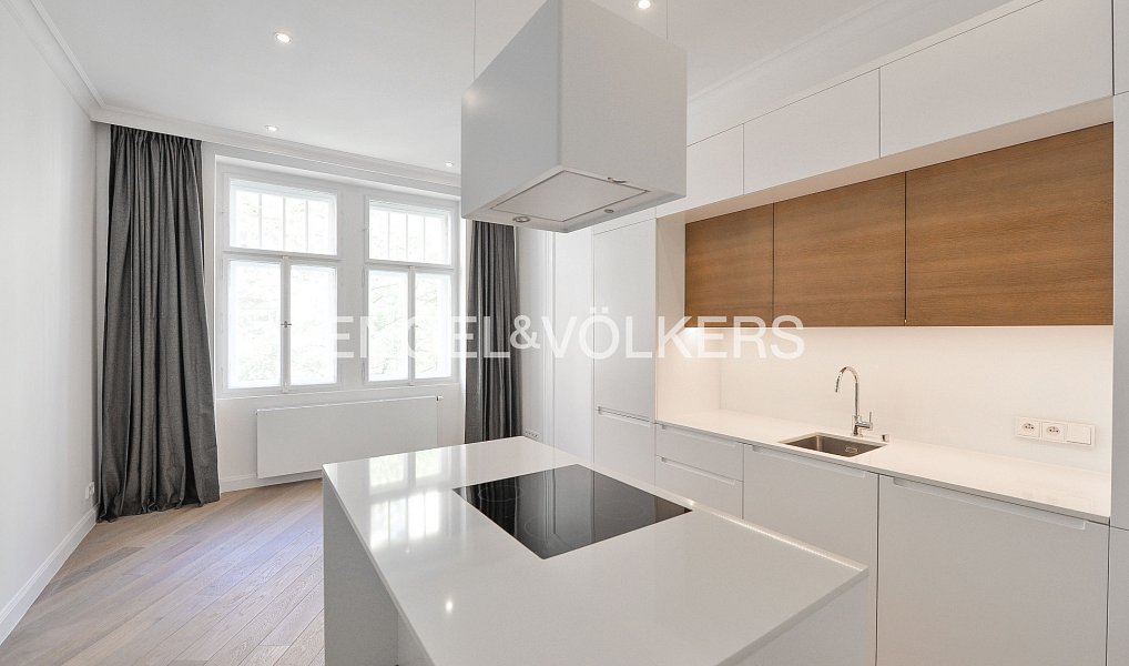 Pronájem bytu 2+kk 54 m², Praha – fotka 1 z 5