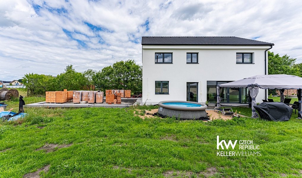 Prodej domu 212 m² s pozemkem 1 982 m², Choťánky – náhled fotky 20