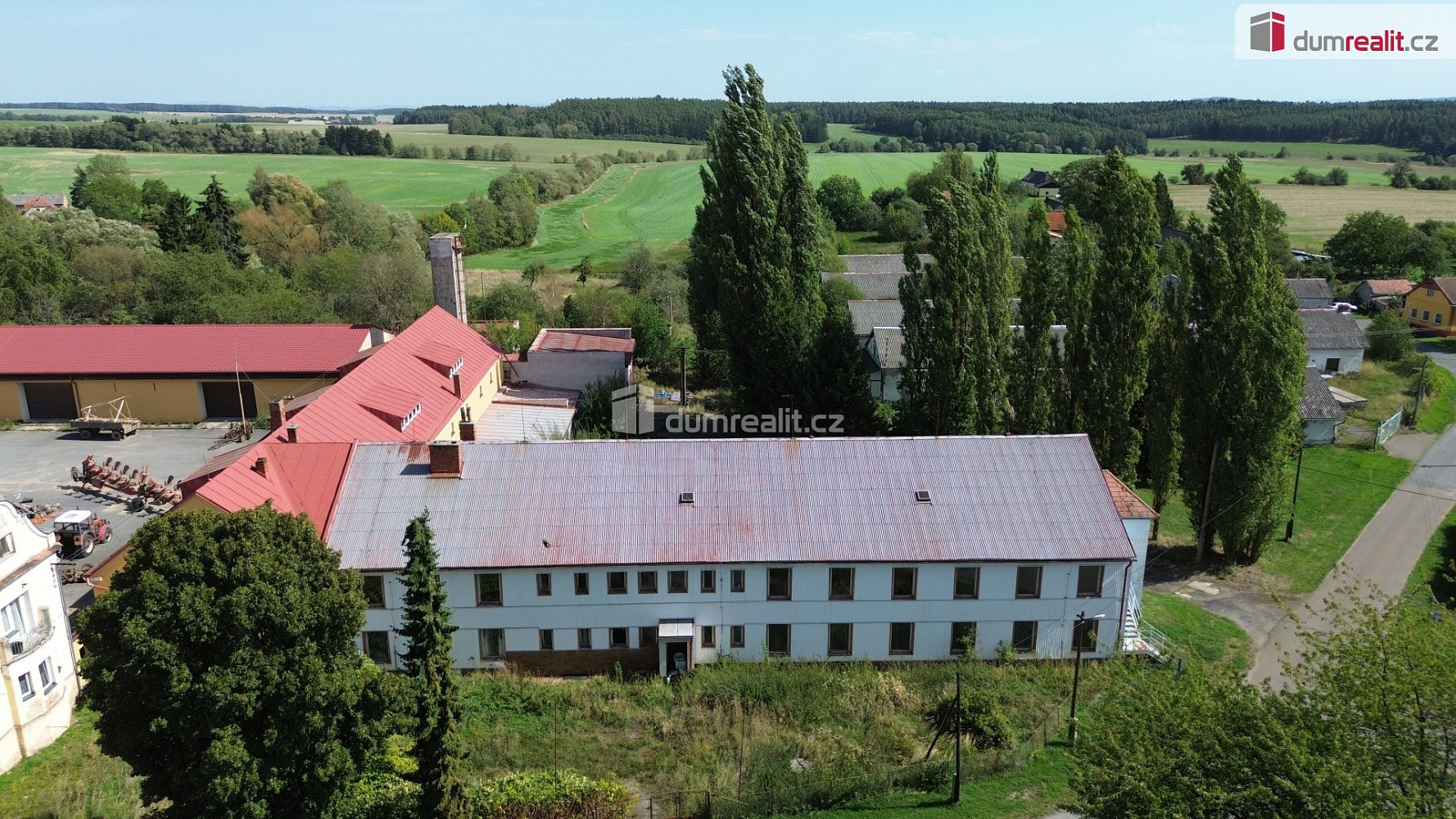 Prodej komerčního objektu (jiného typu) 1 218 m²