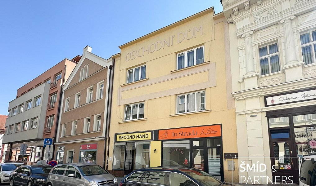 Pronájem bytu 1+kk 26 m², Kolín – náhled fotky 2