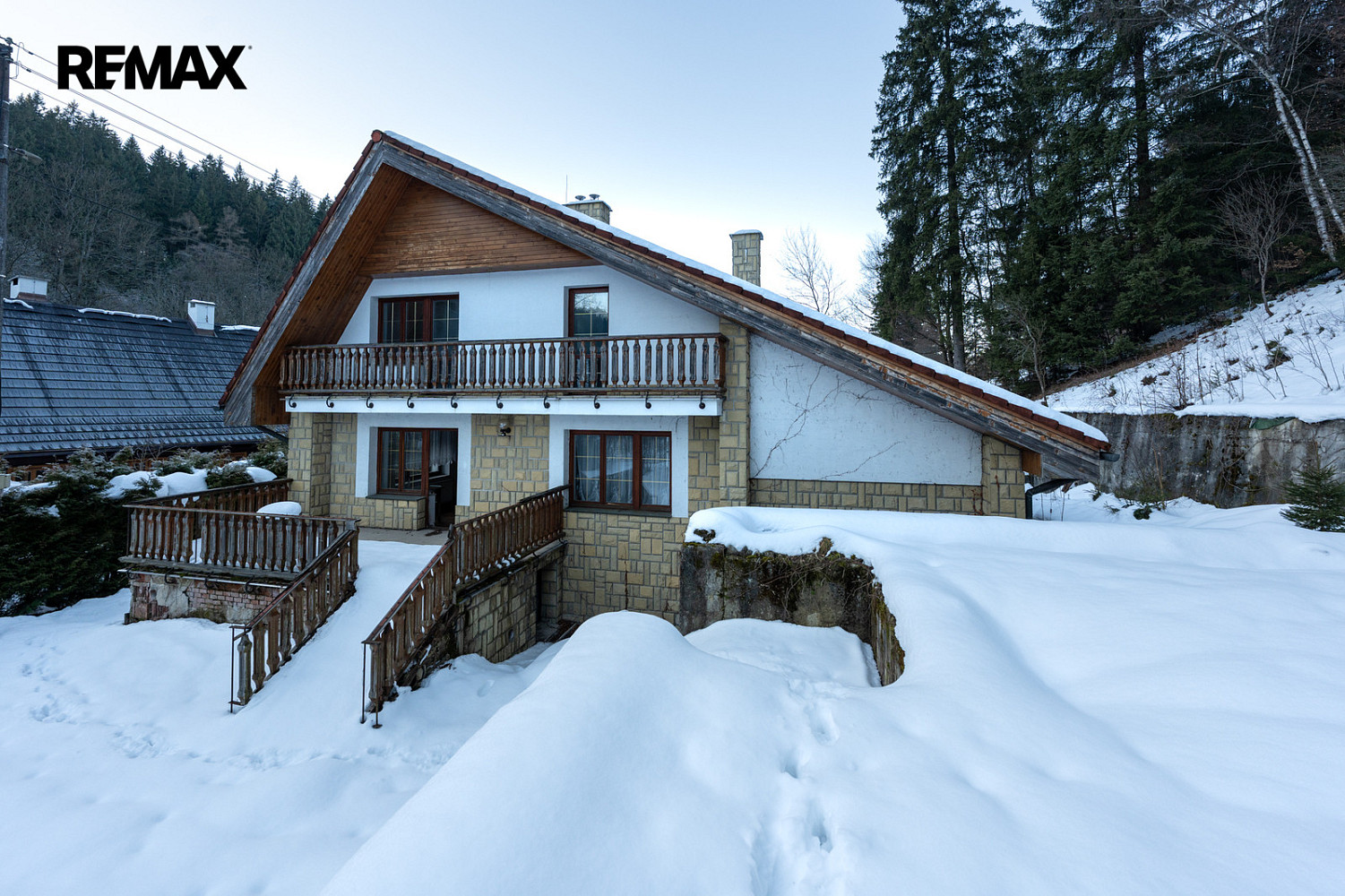 Prodej domu 313 m² s pozemkem 10 000 m² – pohled 5