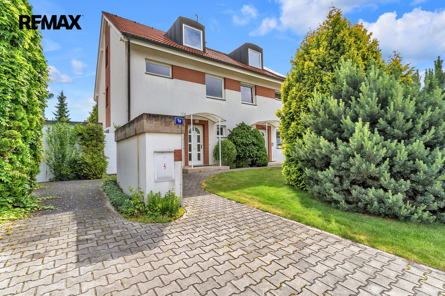 Prodej domu 150 m² s pozemkem 370 m² – pohled 2
