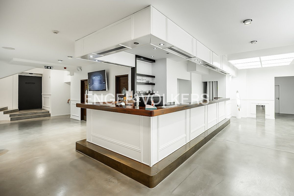 Pronájem komerčního objektu (jiného typu) 775 m² – fotografie 3
