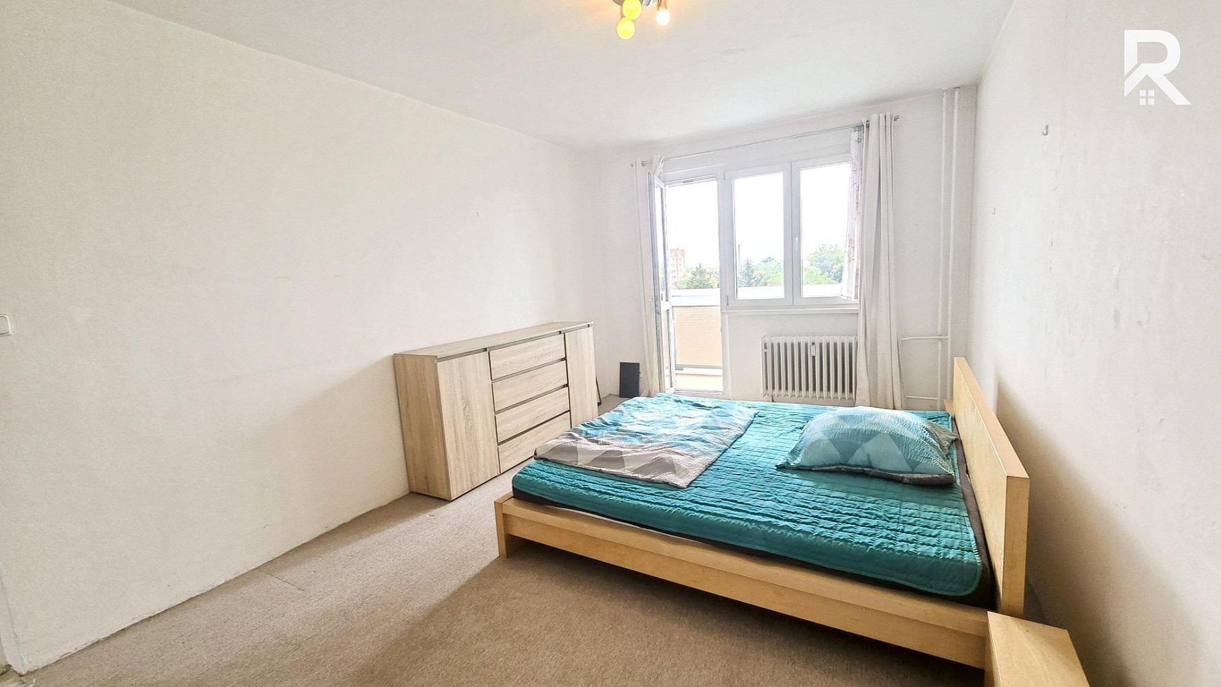 Pronájem bytu 2+1 61 m² – fotografie 3