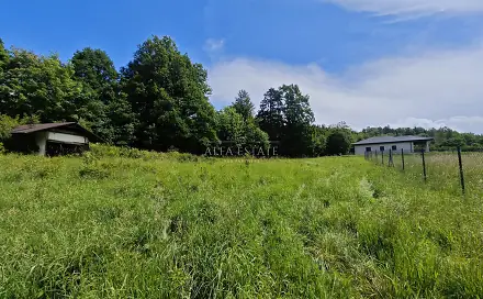 Prodej stavebního pozemku 931 m², Kyselka - Radošov, okres Karlovy Vary