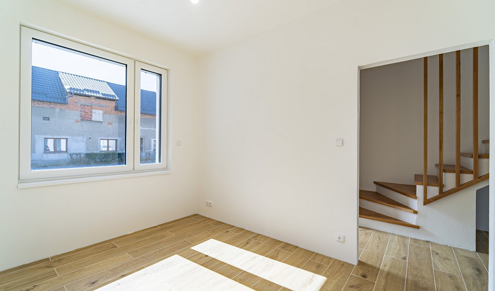 Prodej domu 106 m² s pozemkem 218 m², Topolná – náhled fotky 7