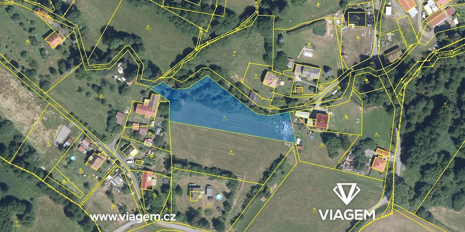 Zahrada 3 274 m² – pohled 2