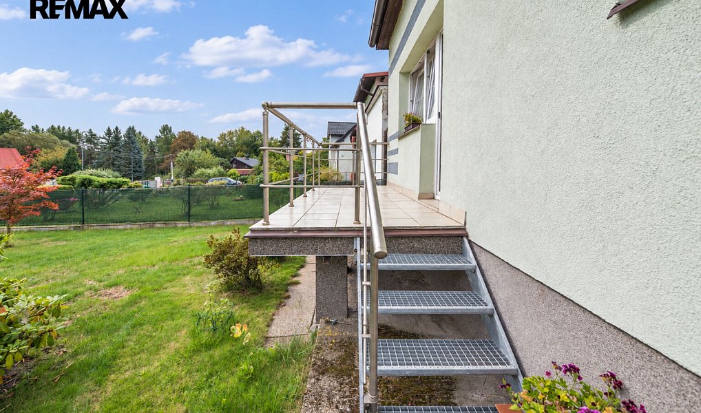 Prodej domu 290 m² s pozemkem 877 m², Habartov – náhled fotky 25