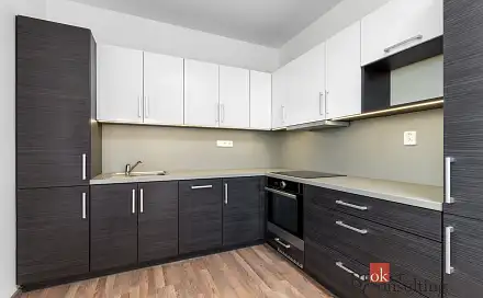 Pronájem bytu 2+kk 53 m², Na Špici, Chrudim - Chrudim II