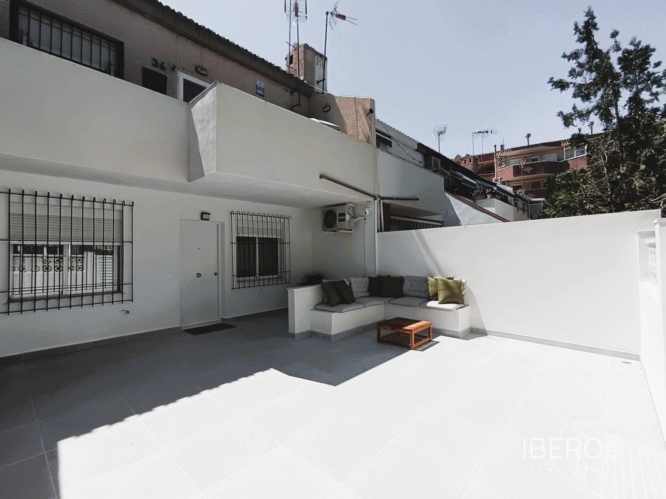 Prodej domu 70 m² s pozemkem 20 m² — photo 2